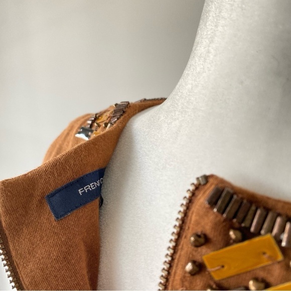 Embellished Sleeveless Top - Picture 8 of 12